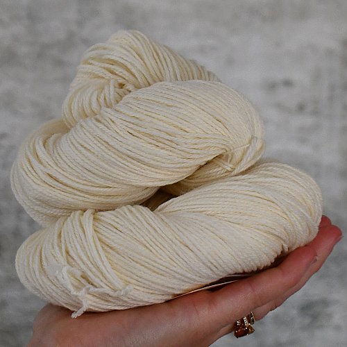 Yamhill Skeins Y864 - 10 x 115grm Skeins